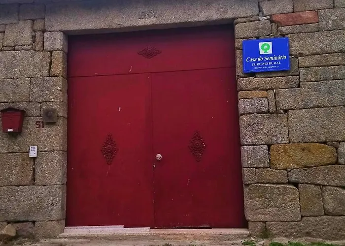 Casa Do Seminario * Gralhas